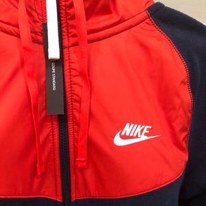 Hooded Men’s Small Nike Thermal Fleece Jacket